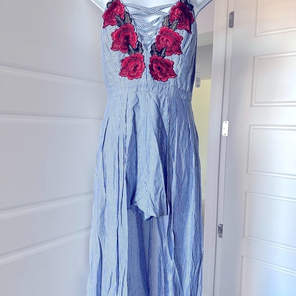 Dresses & Skirts - Floral Embroidered Maxi Dress DILLARDS